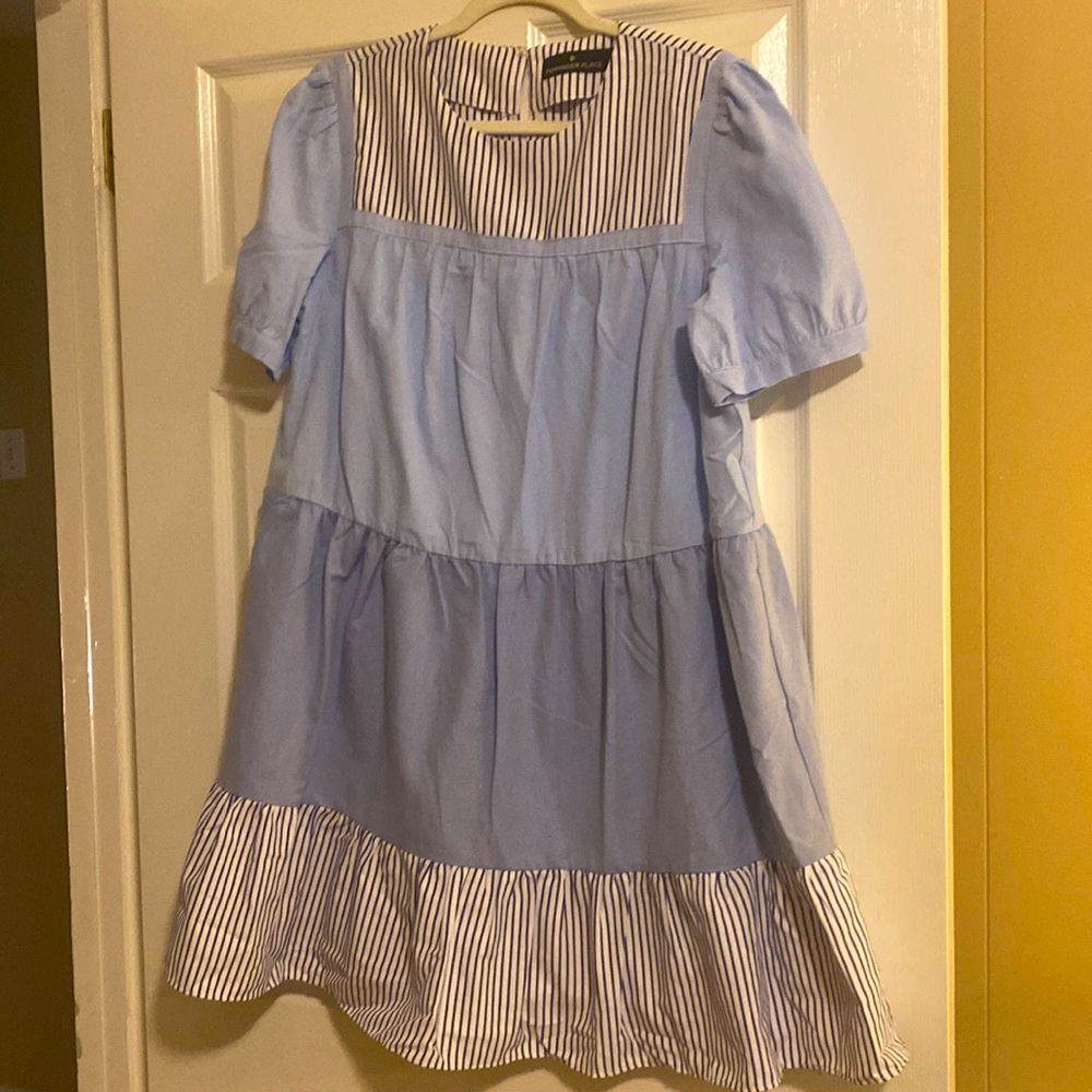 Tuckernuck dress size large Pomander Place